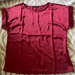 ⭐️ 3 for $10 Burgundy Satin shirt